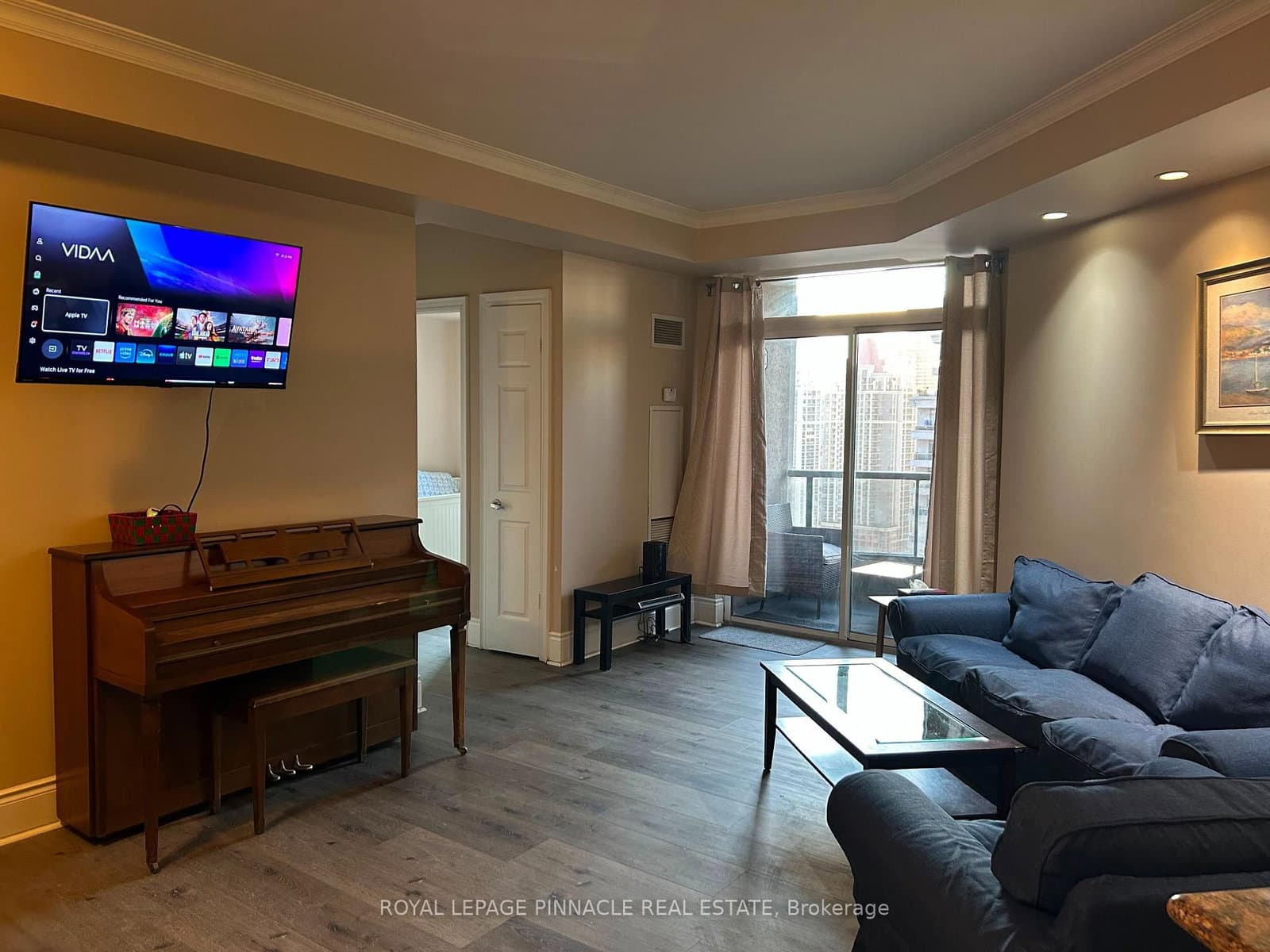 3880 Duke of York Boulevard, Unit 2801 thumbnail 20