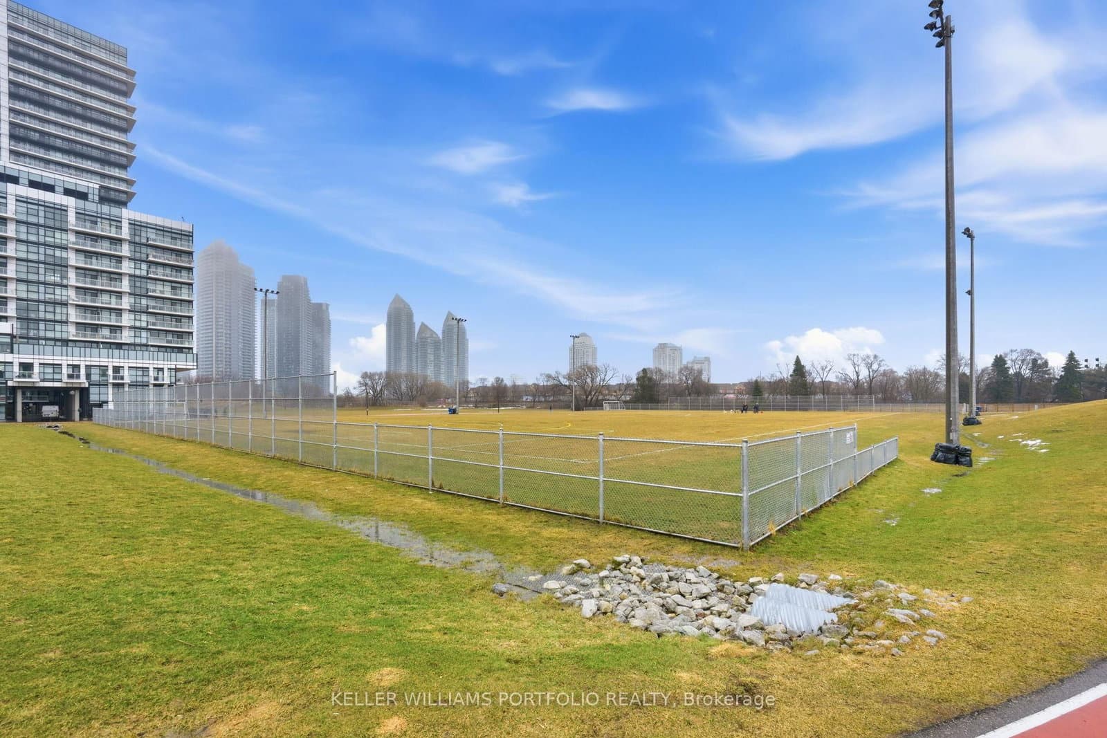 190 Manitoba Street, Unit 802 thumbnail 27