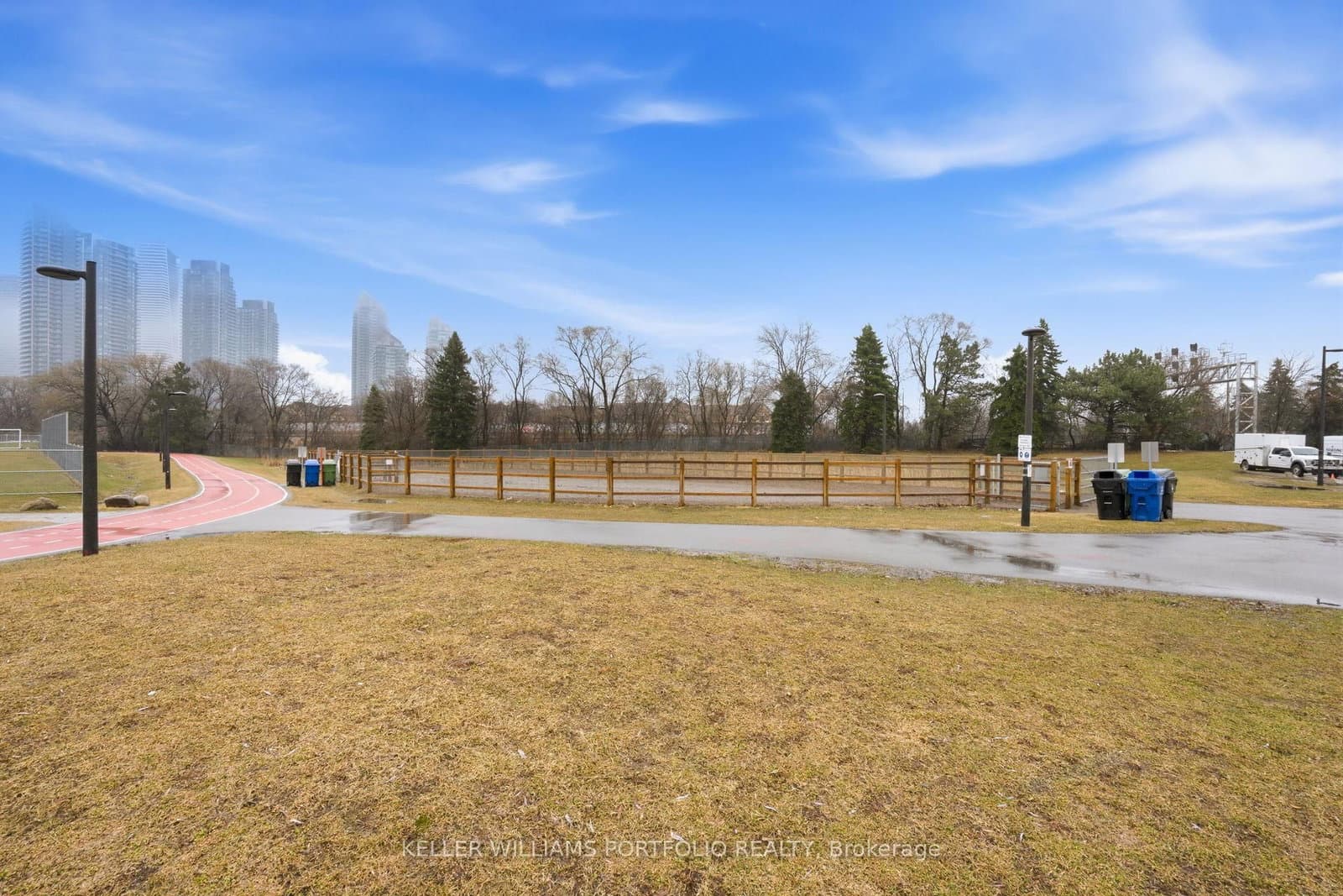 190 Manitoba Street, Unit 802 thumbnail 32