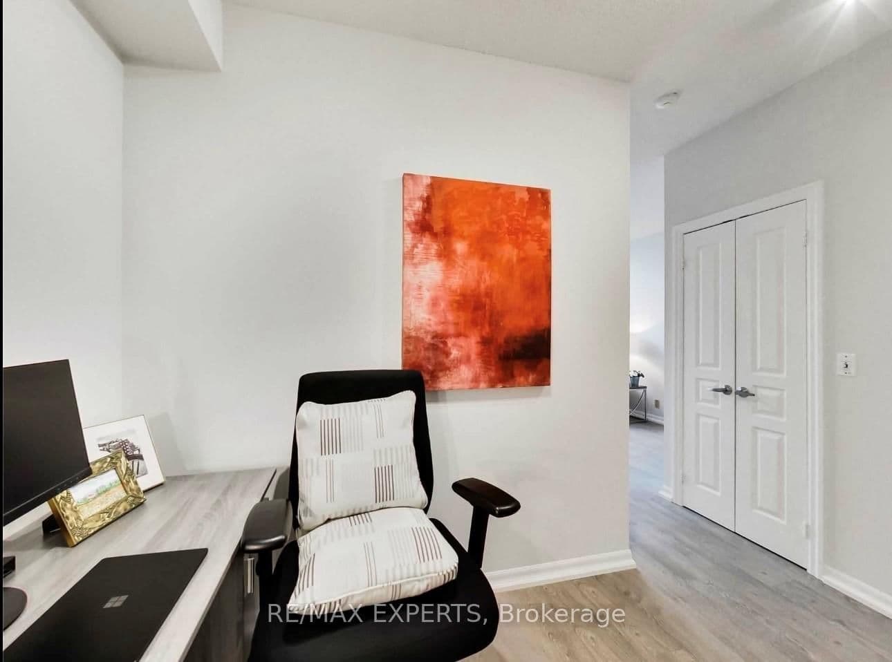220 Burnhamthorpe Road W, Unit 722 thumbnail 31