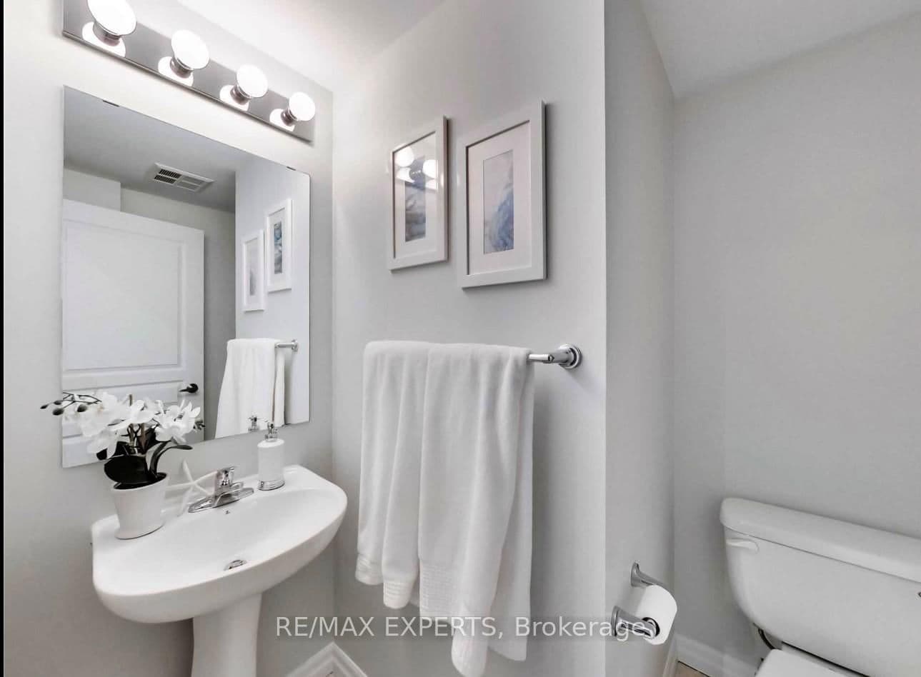 220 Burnhamthorpe Road W, Unit 722 thumbnail 32