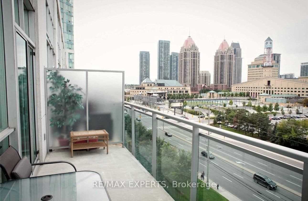 220 Burnhamthorpe Road W, Unit 722 thumbnail 39