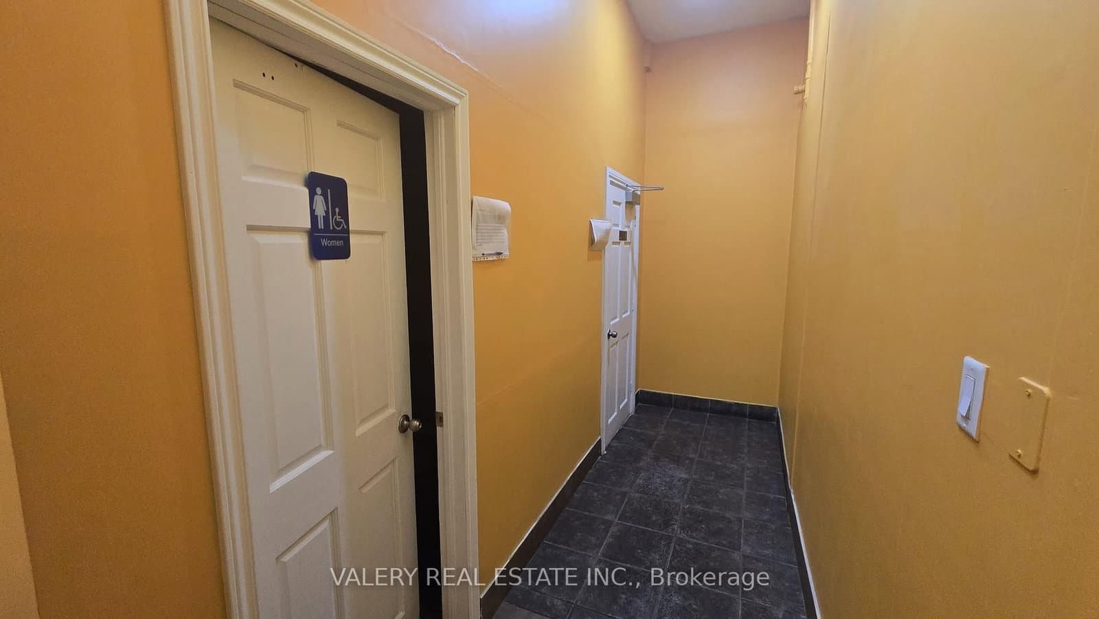 1125 Dundas Street East Street E, Unit 12A thumbnail 15