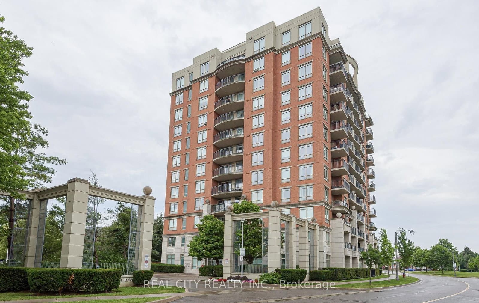 #704 - 2325 Central Park Drive