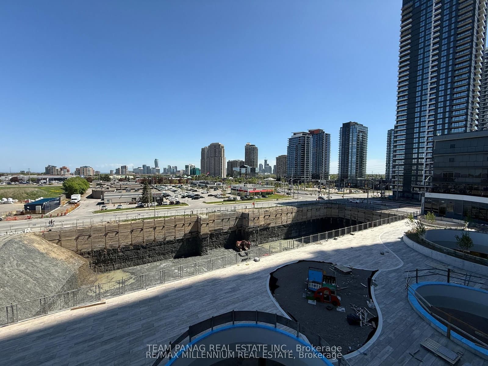 5105 Hurontario Street, Unit 431 thumbnail 17