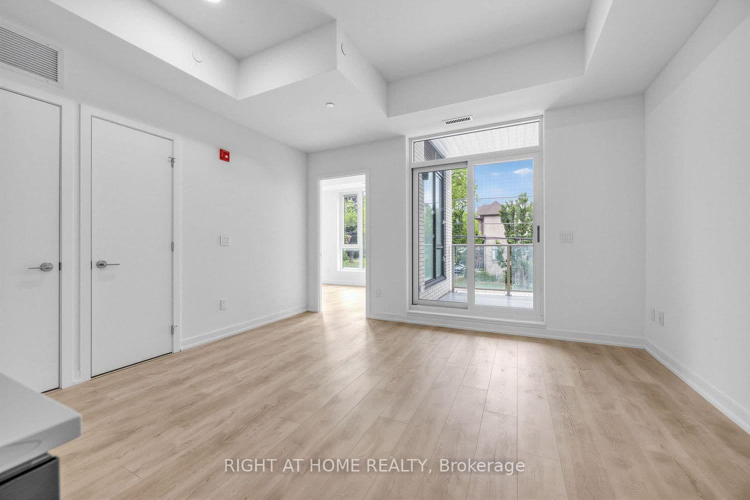 722 Marlee Avenue, Unit 207 thumbnail 14