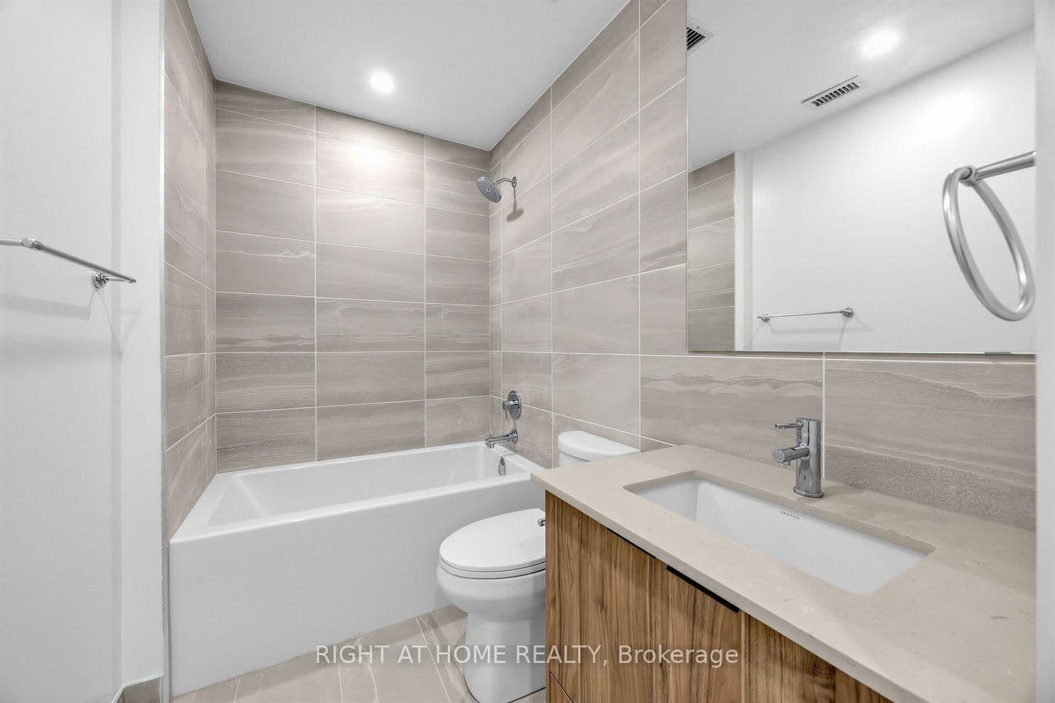 722 Marlee Avenue, Unit 207 thumbnail 21