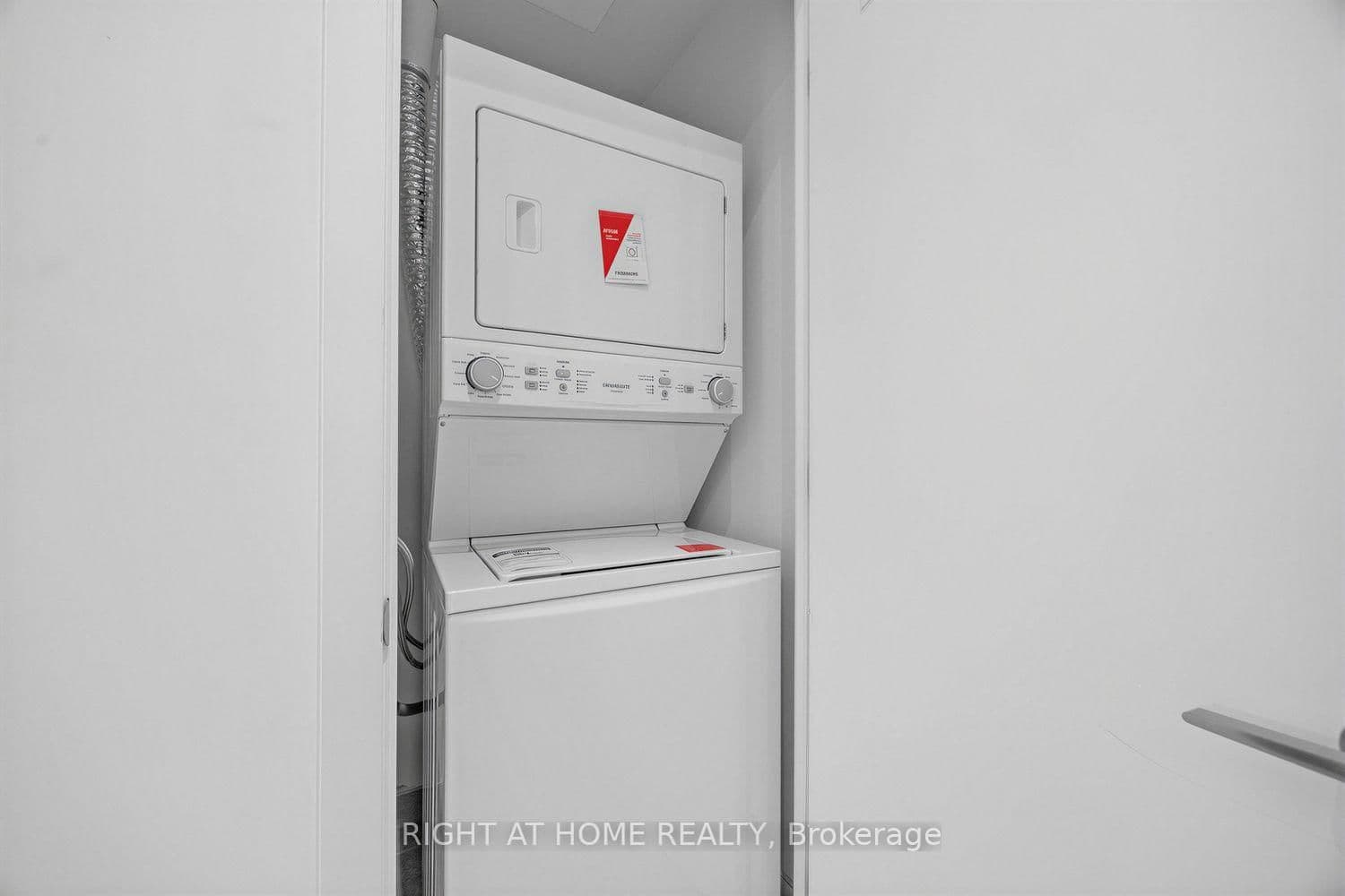 722 Marlee Avenue, Unit 207 thumbnail 26
