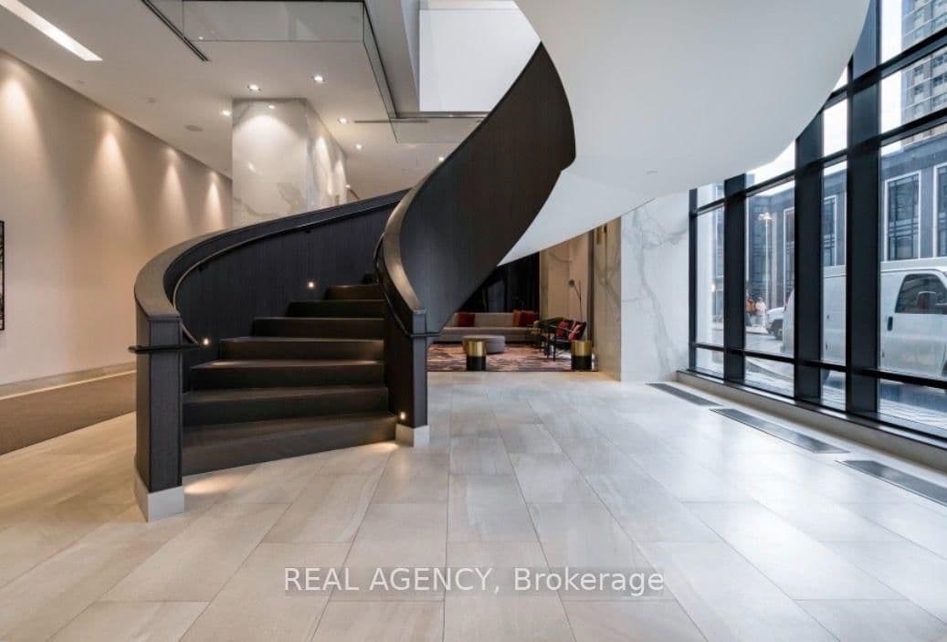 7 Mabelle Avenue, Unit 3108 thumbnail 2