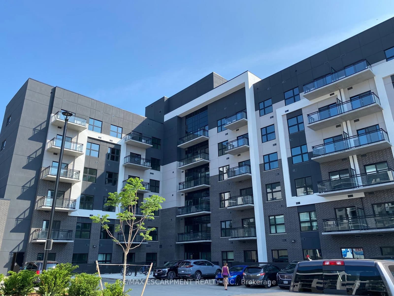 102 Grovewood Common, Unit 425 thumbnail 2