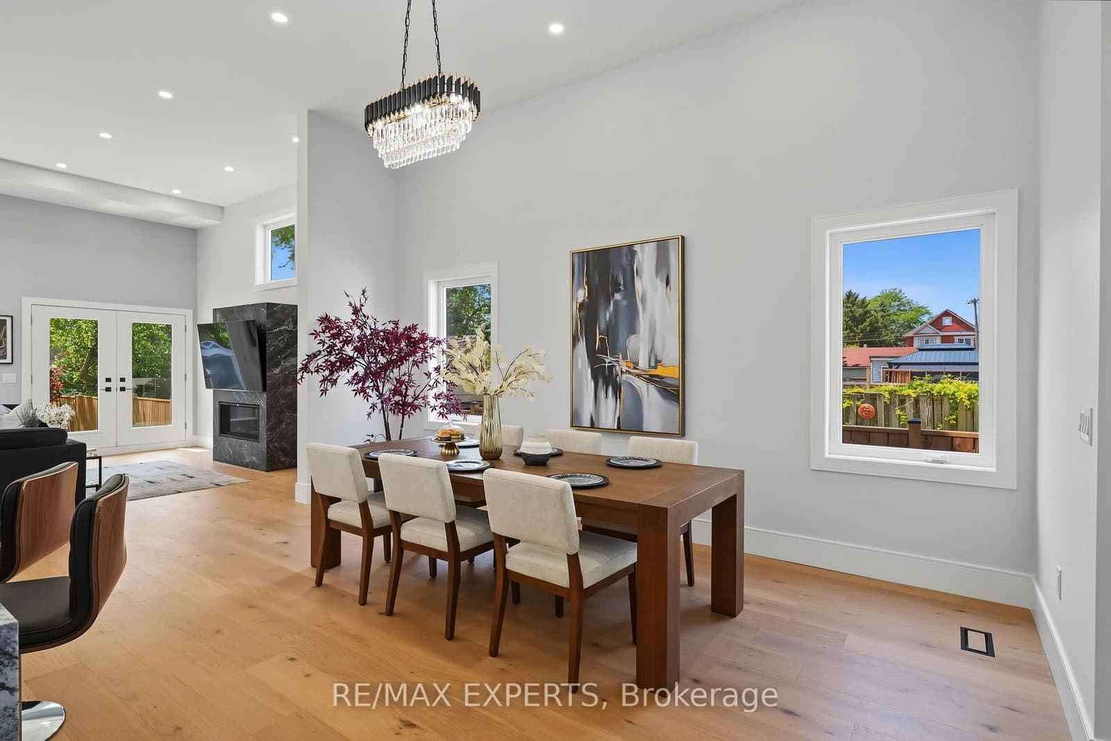 1062 Alexandra Avenue thumbnail 16