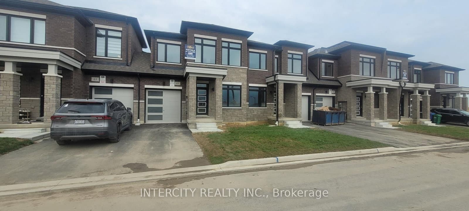 65 Tapscott Crescent - Image 1
