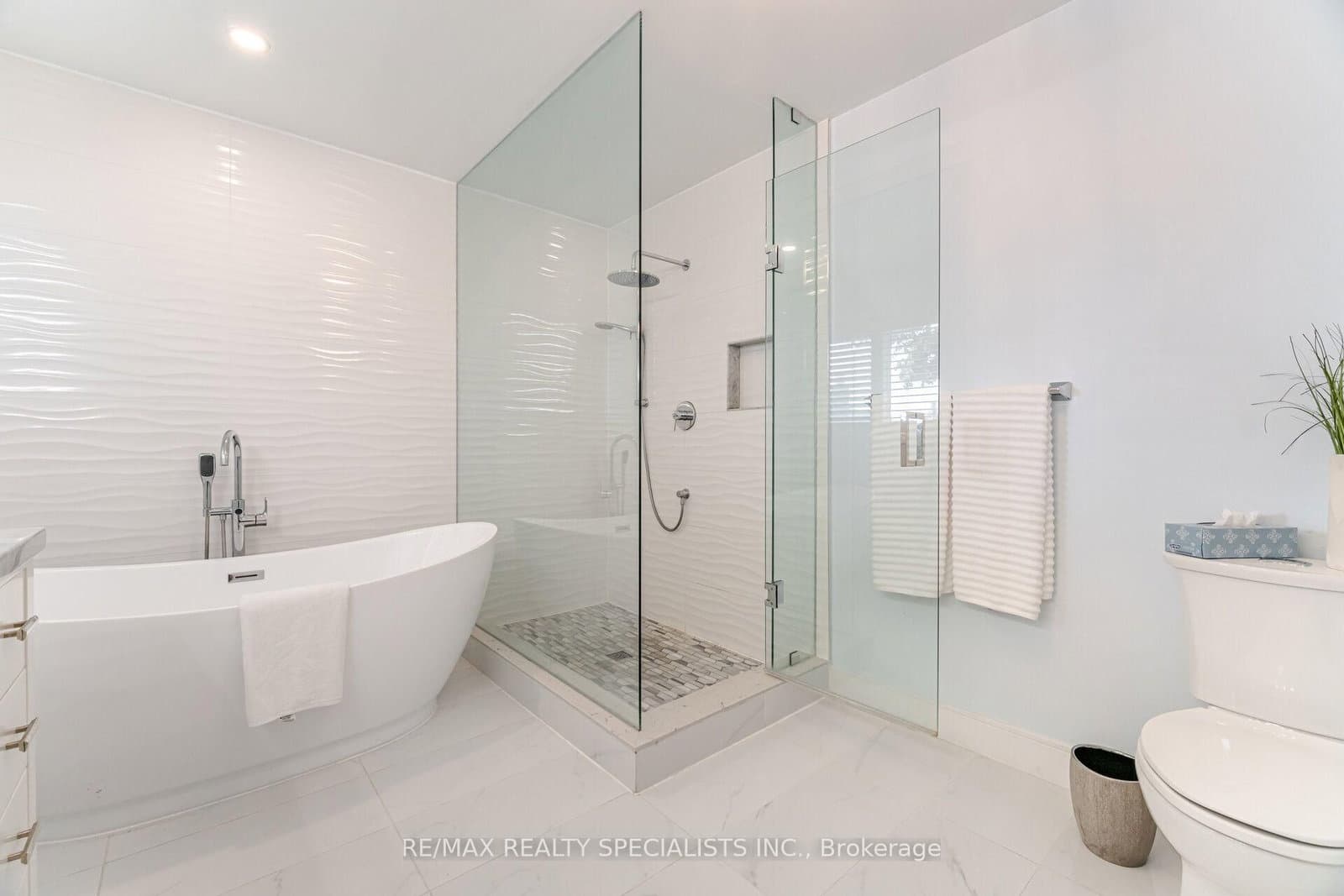 5612 Shillington Drive thumbnail 15