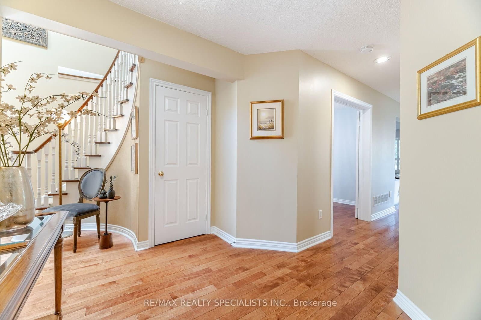 5612 Shillington Drive thumbnail 4
