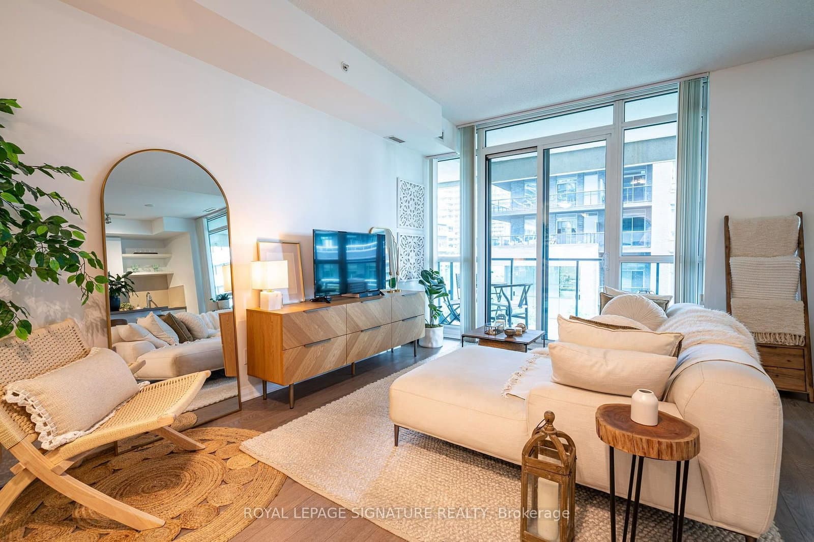59 Annie Craig Drive, Unit 311 thumbnail 5