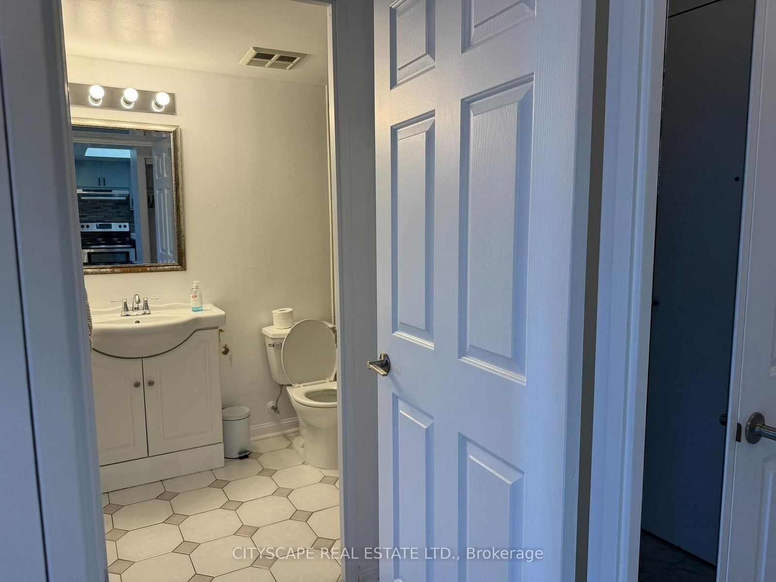 101 Subway Crescent, Unit 1906 thumbnail 19