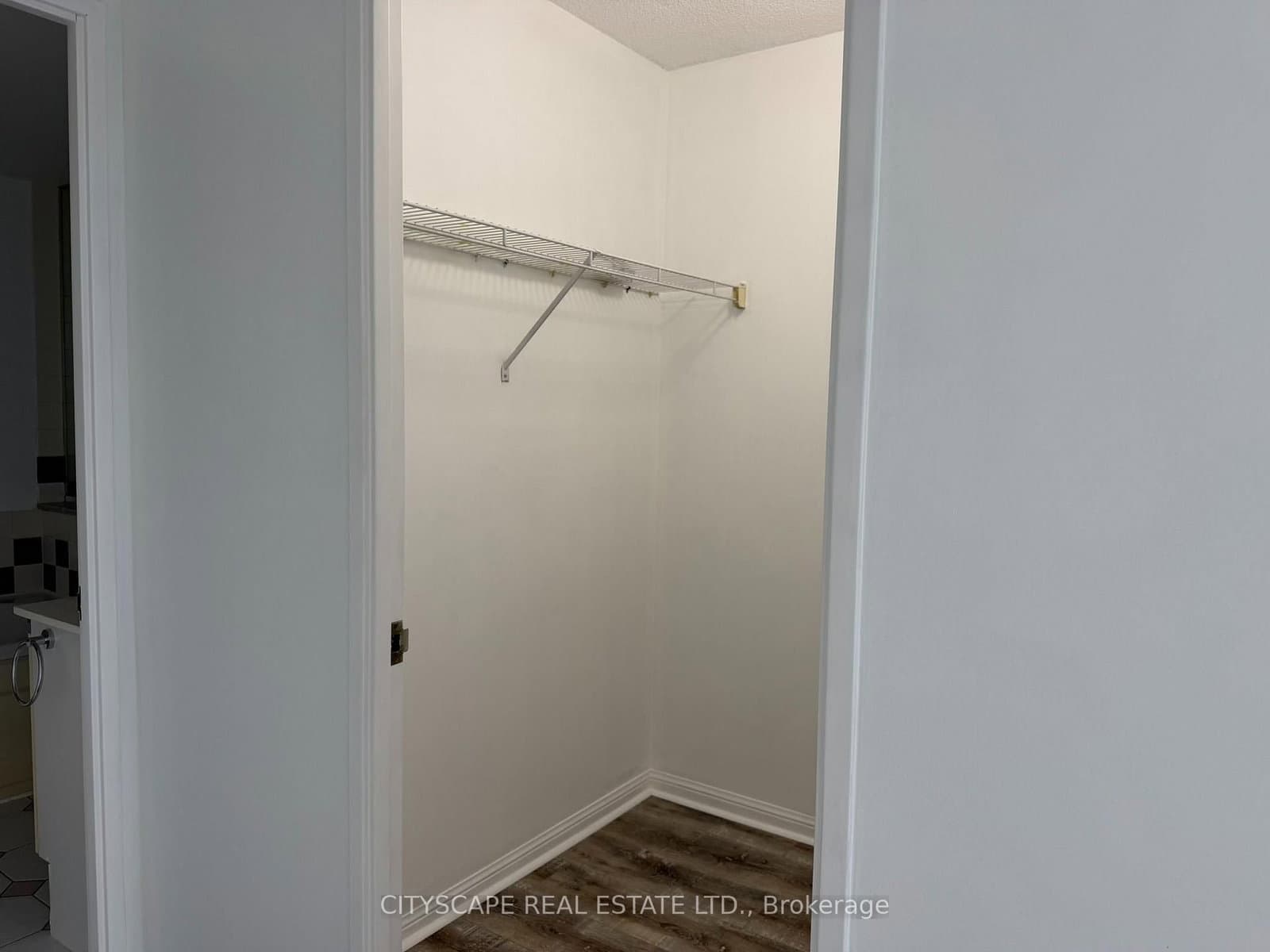 101 Subway Crescent, Unit 1906 thumbnail 8