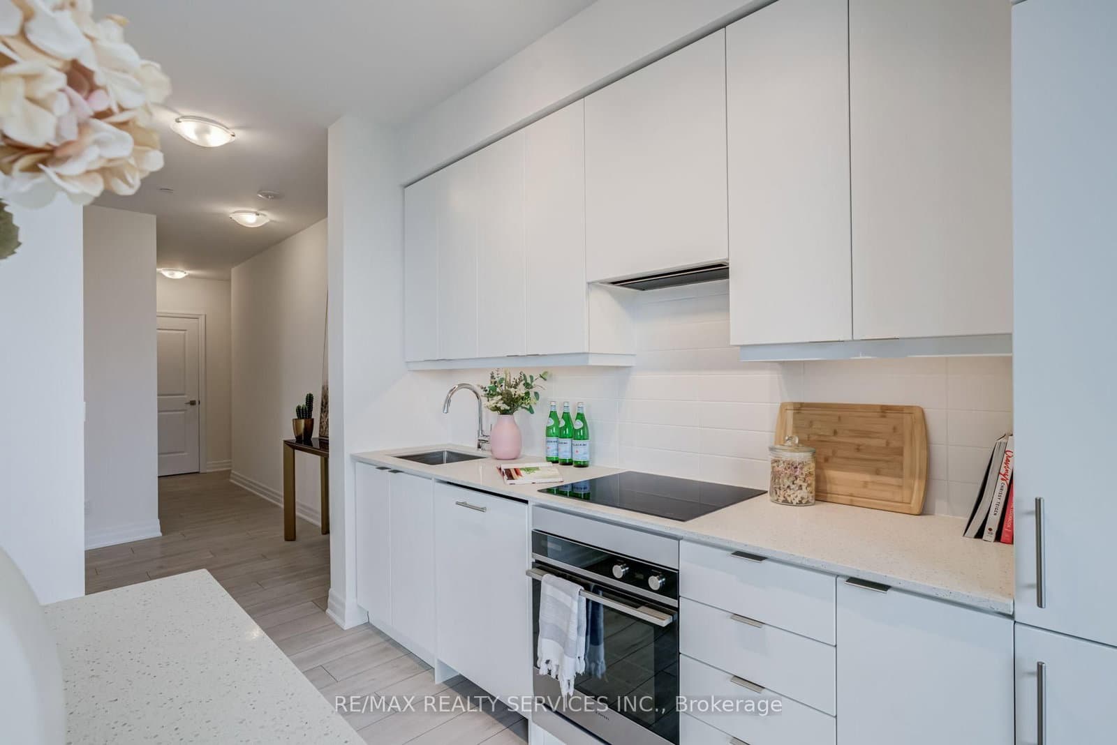 30 Elm Drive W, Unit 308 thumbnail 11