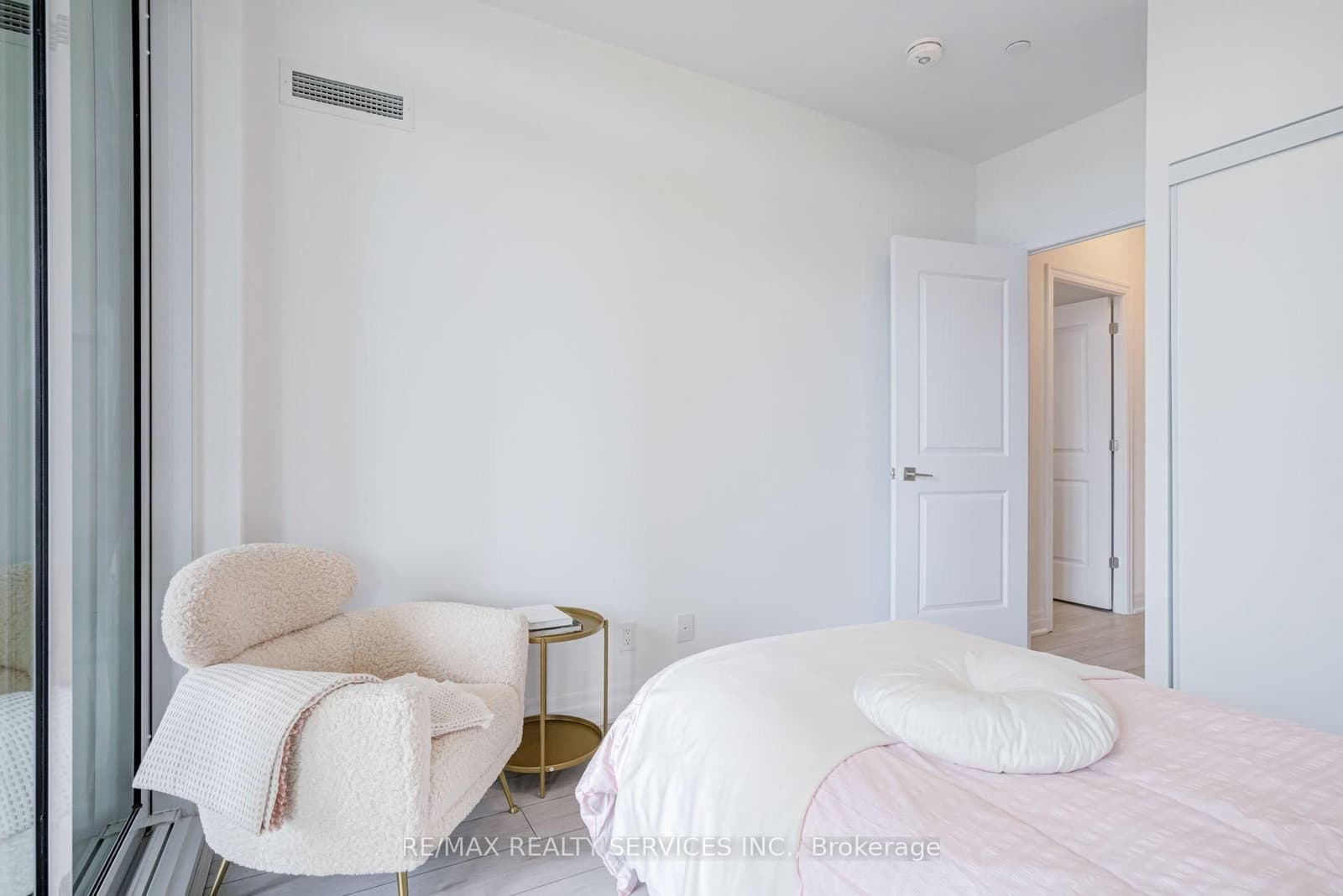 30 Elm Drive W, Unit 308 thumbnail 23