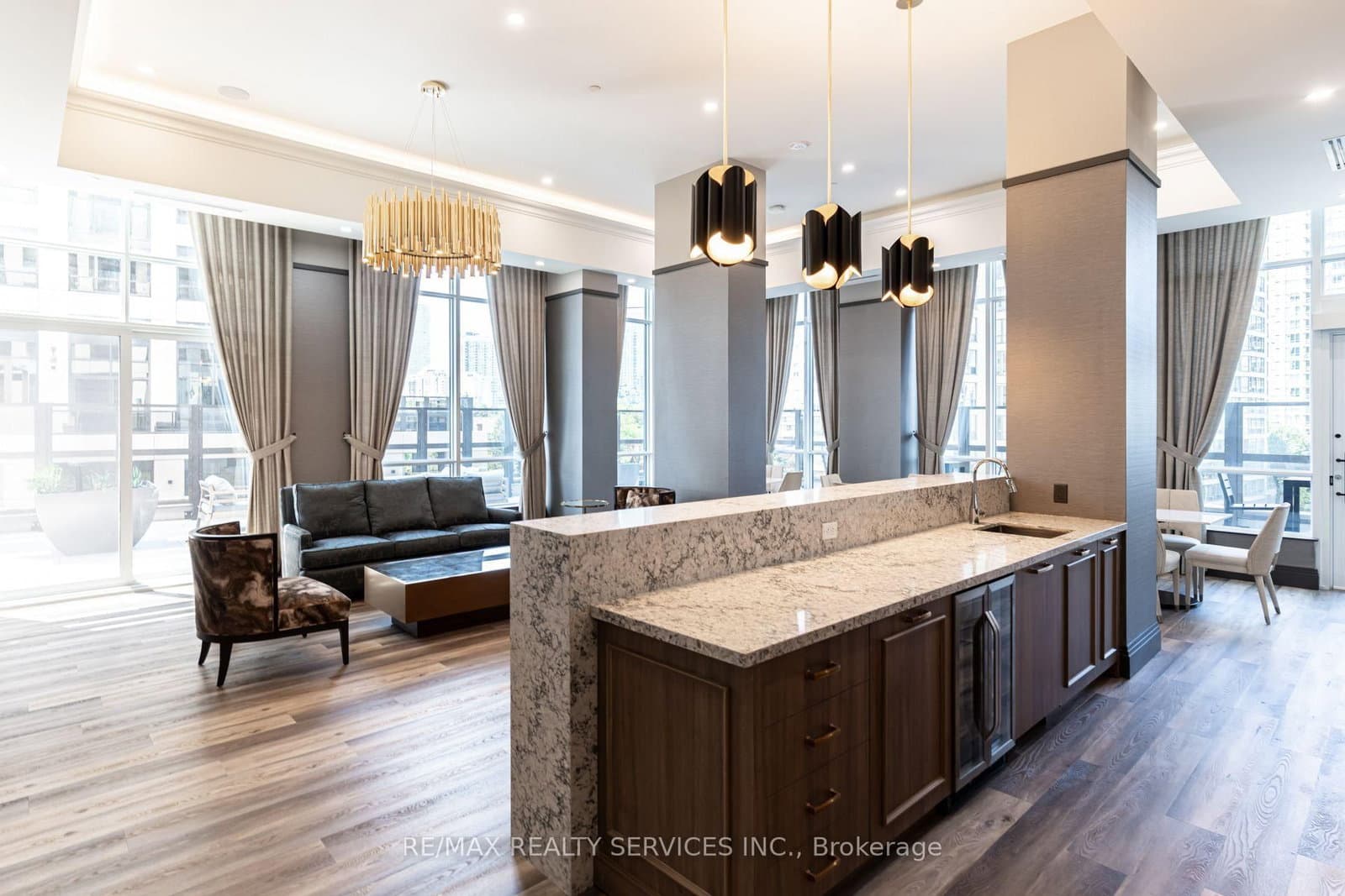 30 Elm Drive W, Unit 308 thumbnail 38