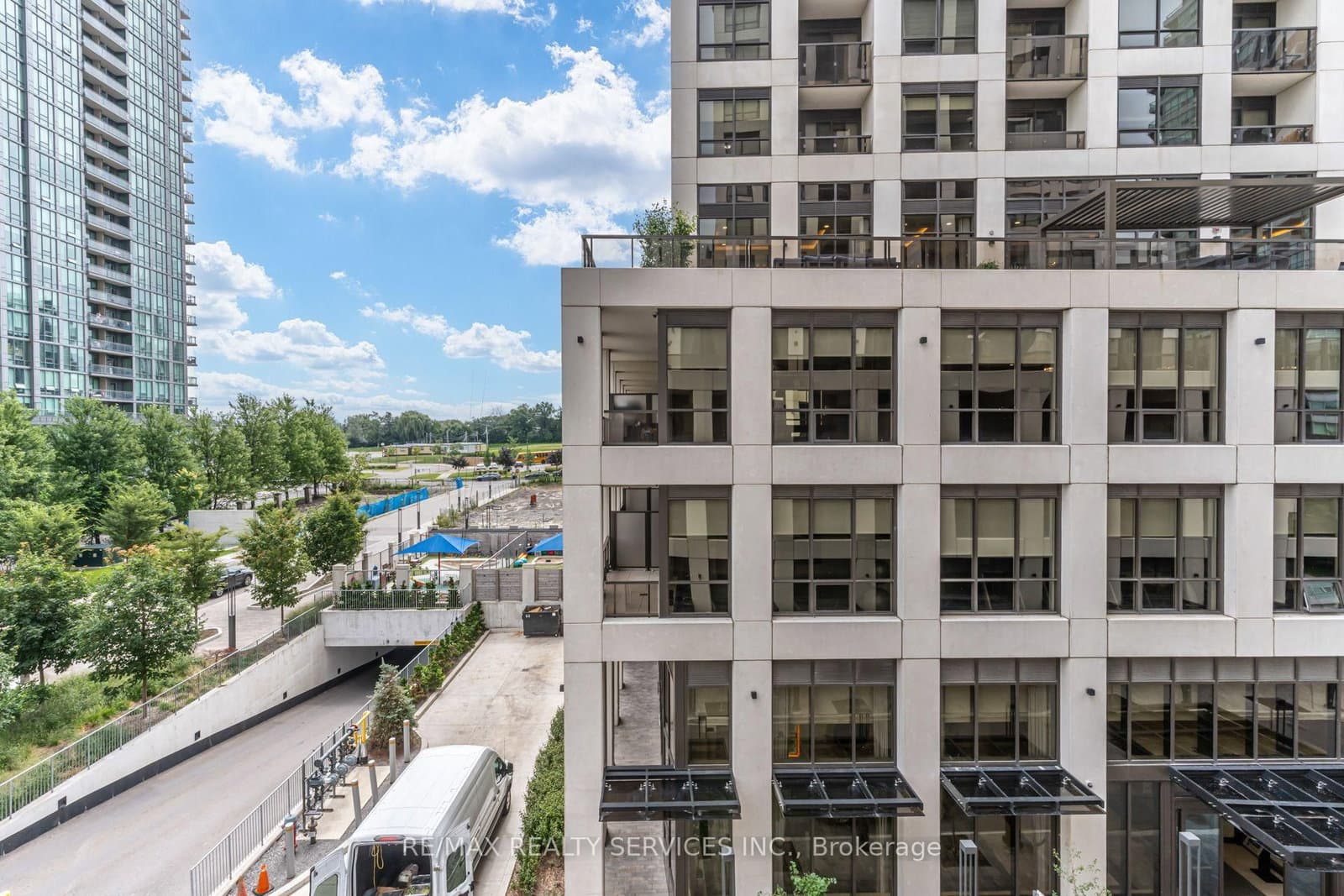 30 Elm Drive W, Unit 308 thumbnail 43
