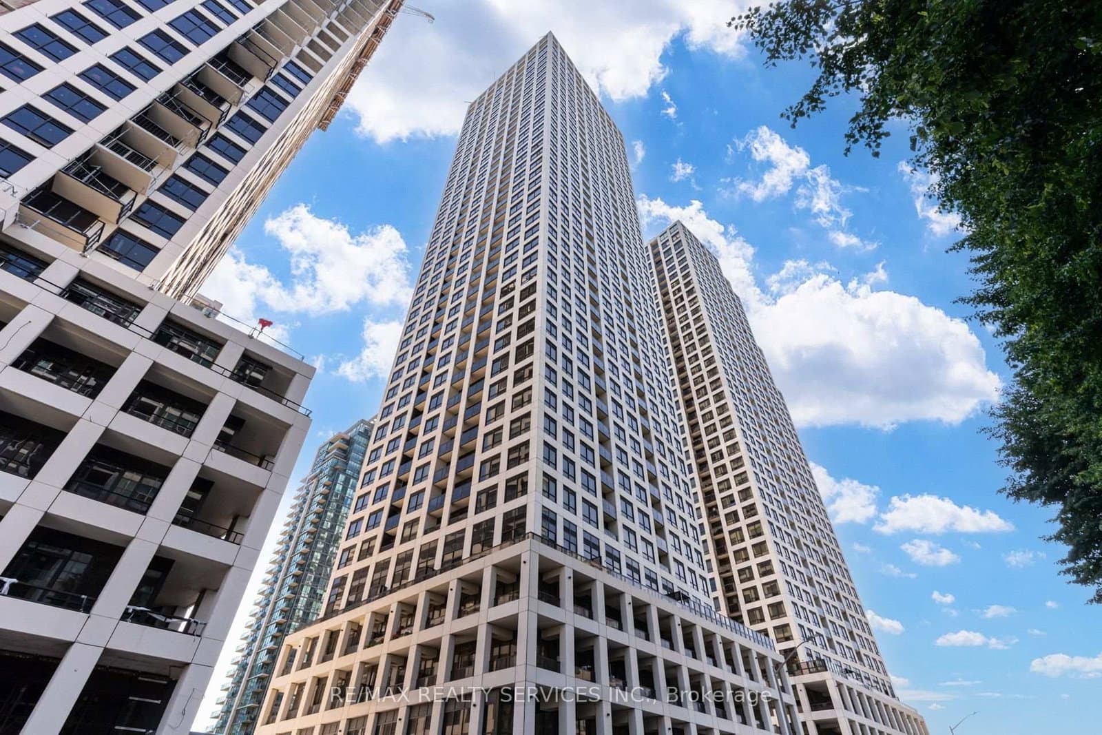 30 Elm Drive W, Unit 308 thumbnail 46