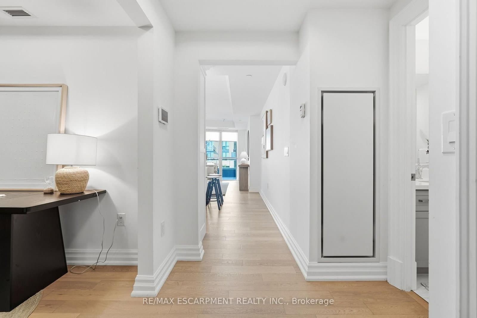 2060 Lakeshore Road, Unit 310 thumbnail 7