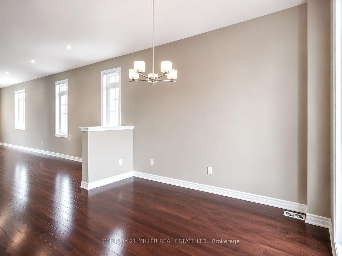 1290 Craigleith Road thumbnail 4