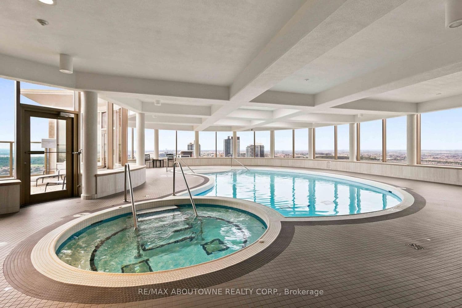 45 Kingsbridge Garden Circle, Unit 901 thumbnail 29
