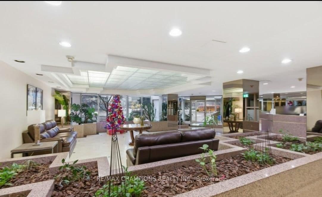 400 Webb Drive, Unit 1204 thumbnail 3