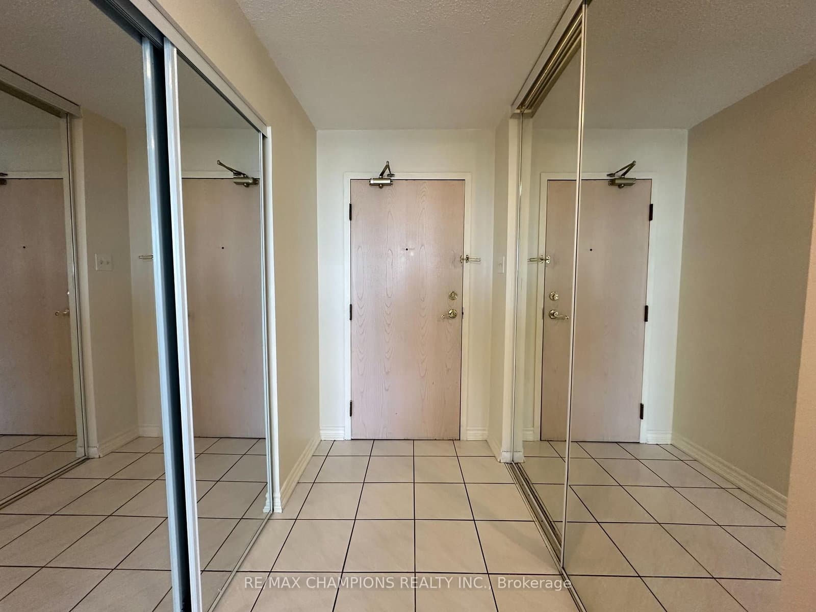 400 Webb Drive, Unit 1204 thumbnail 4