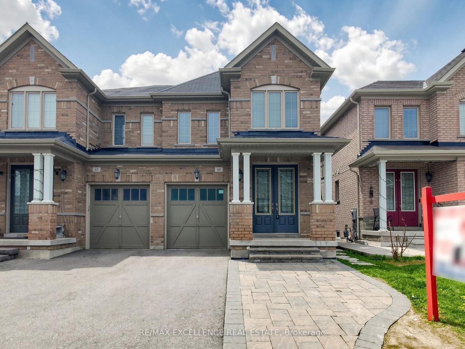 61 Campwood Crescent - Image 1