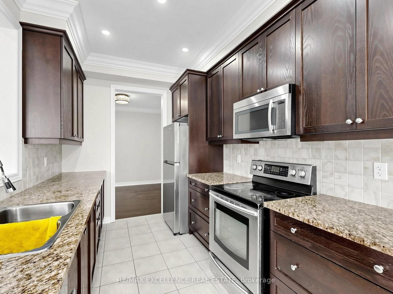 61 Campwood Crescent thumbnail 13