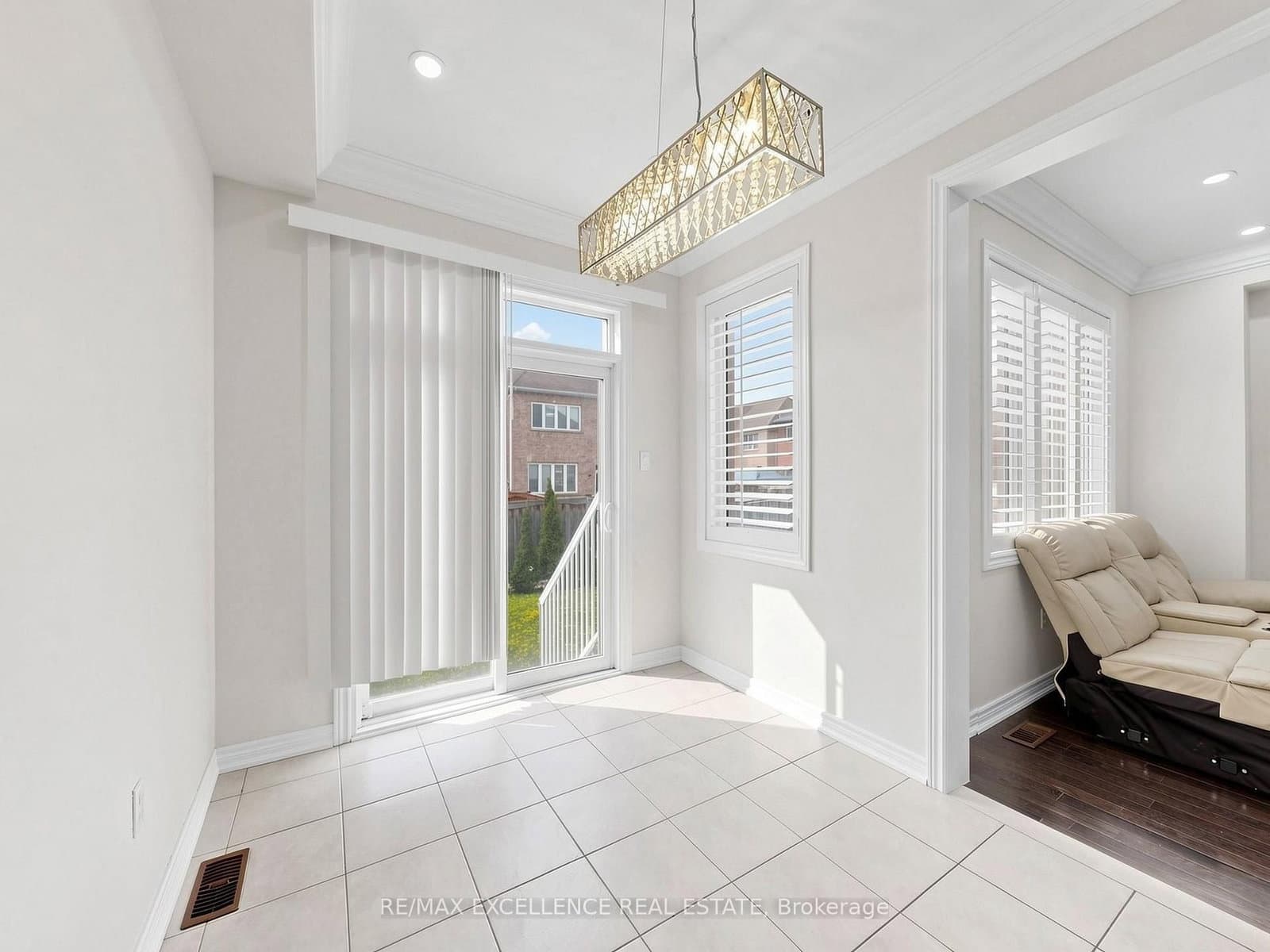61 Campwood Crescent thumbnail 17