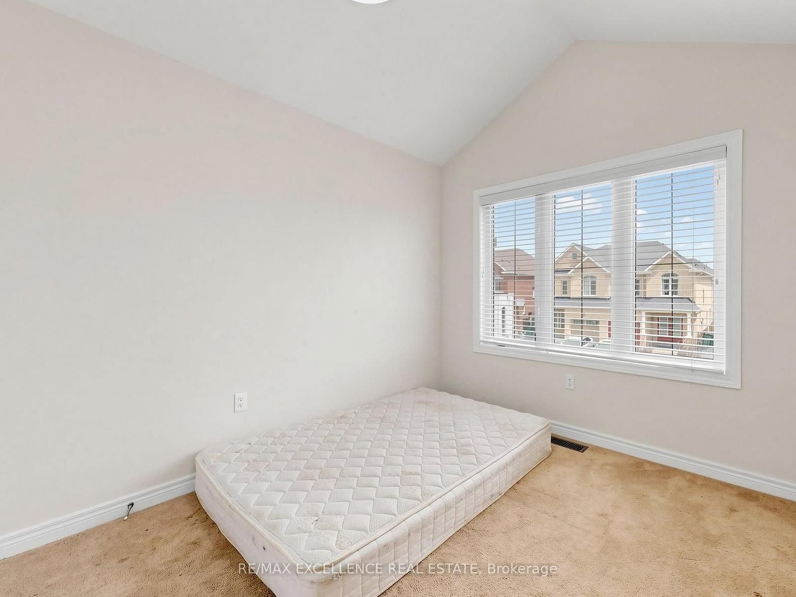 61 Campwood Crescent thumbnail 28