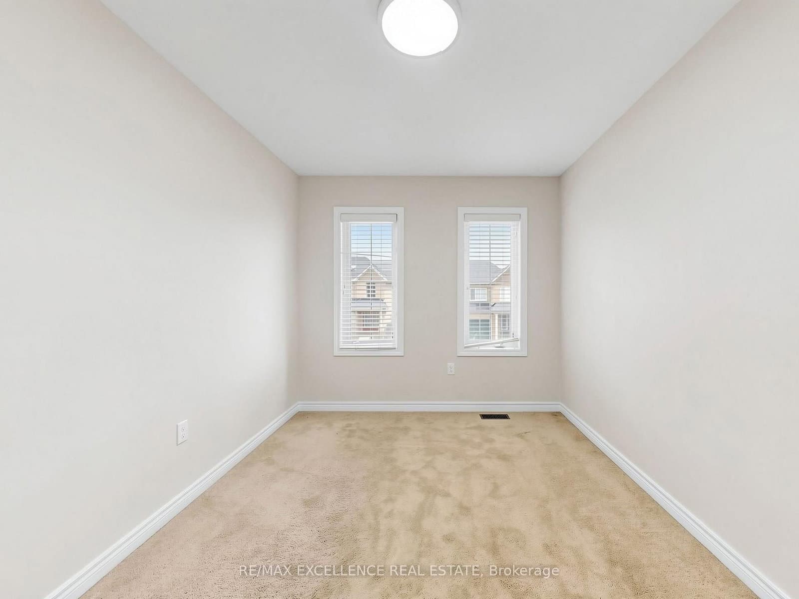 61 Campwood Crescent thumbnail 32