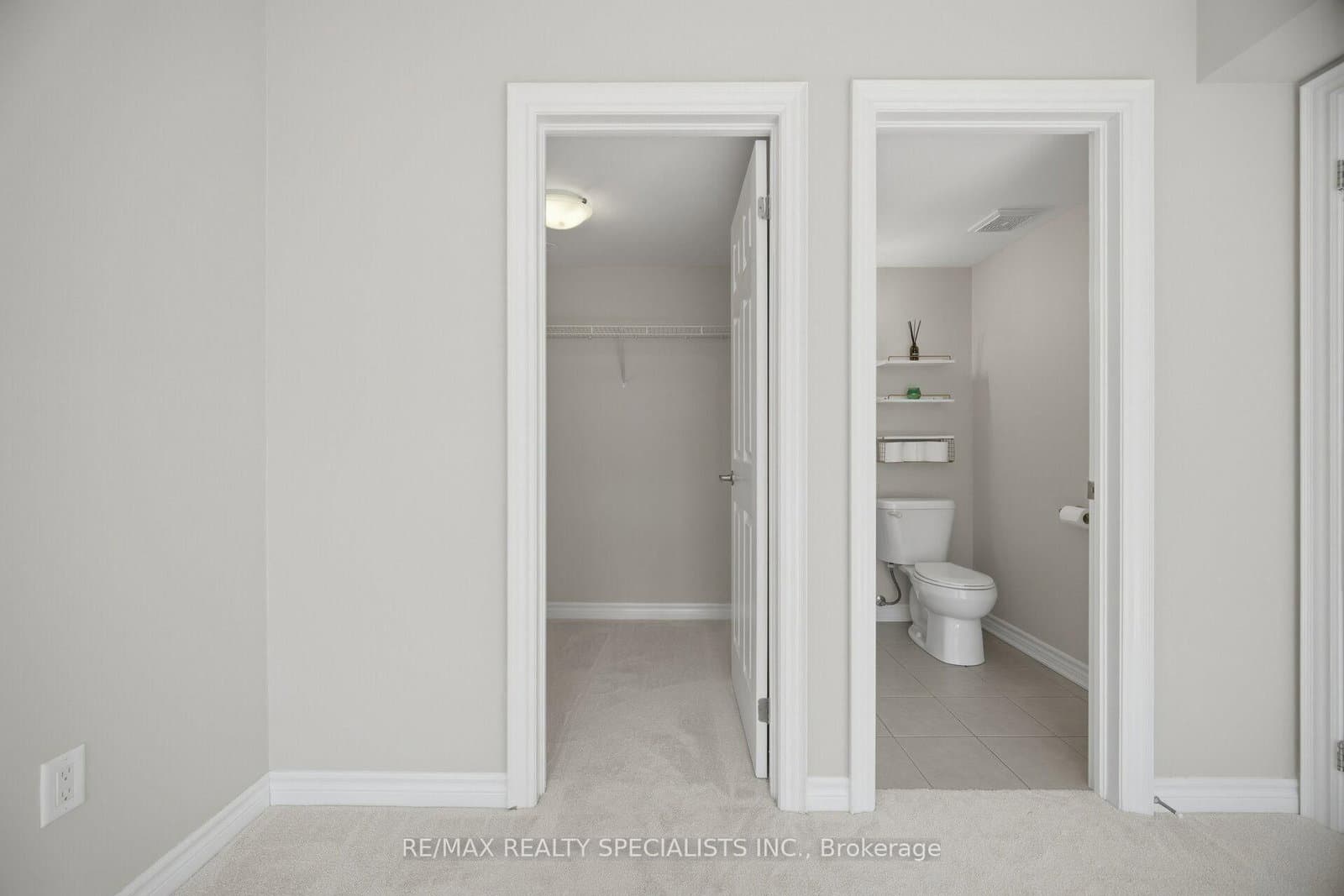 2441 Greenwich Drive, Unit 66 thumbnail 29