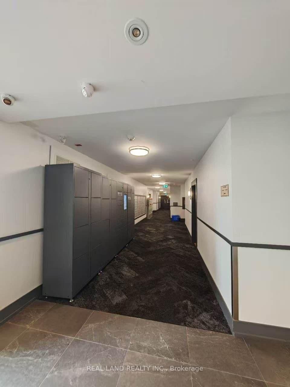 570 Lolita Gardens, Unit 127 thumbnail 15