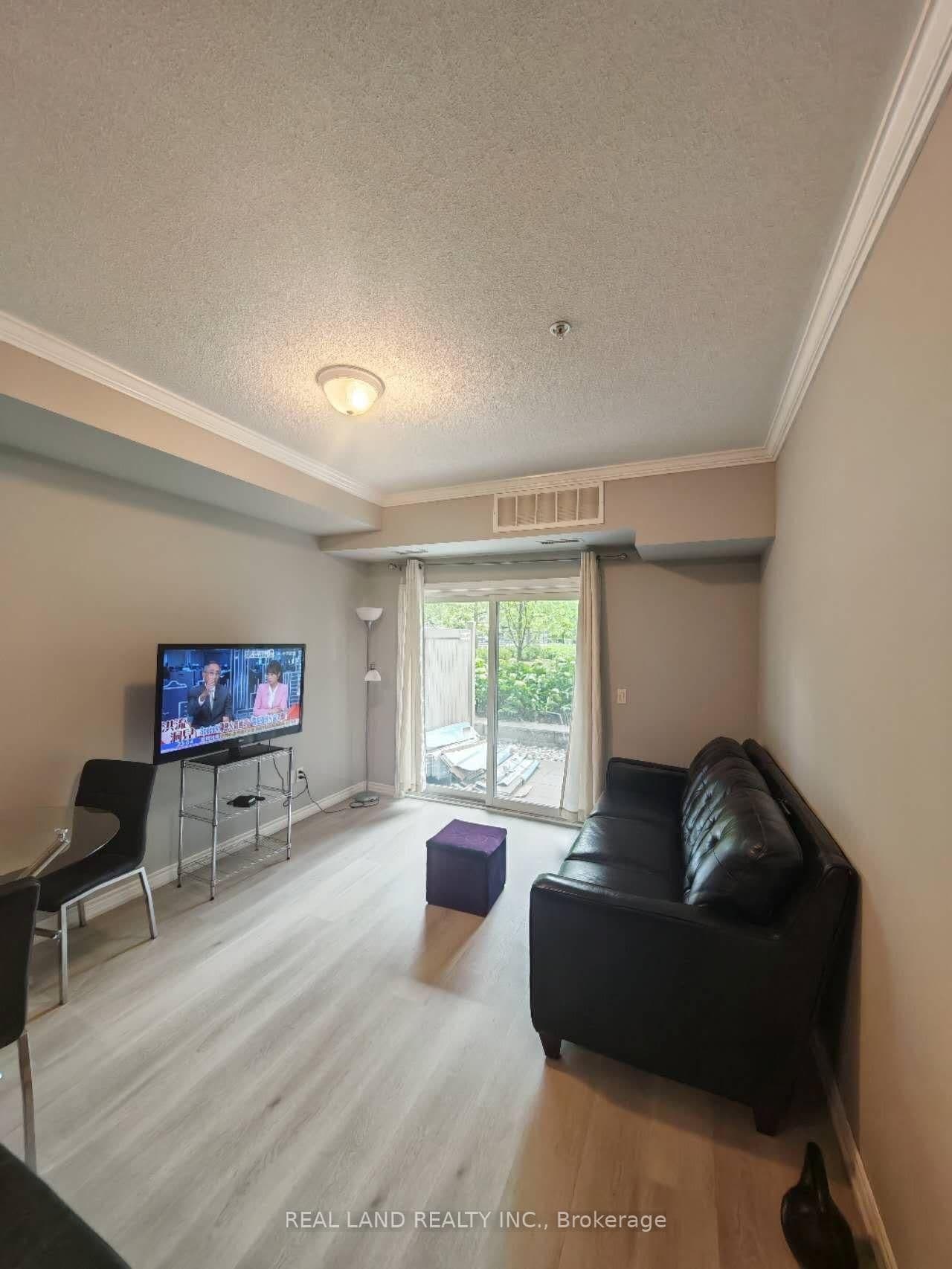 570 Lolita Gardens, Unit 127 thumbnail 5