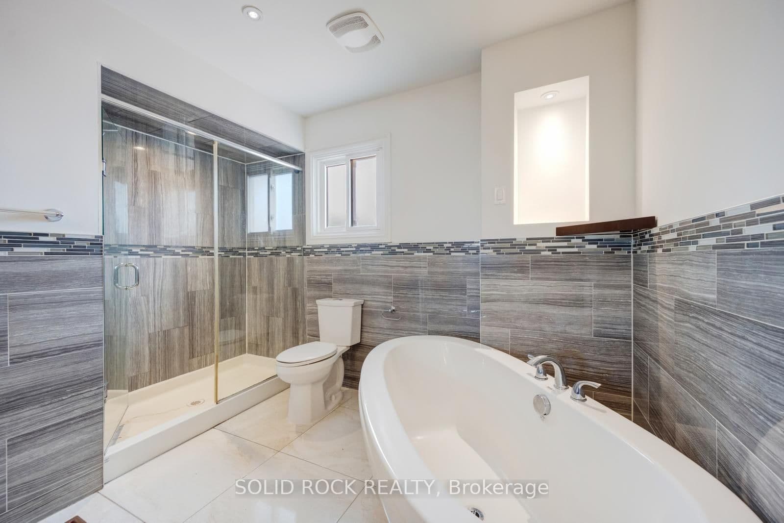 18 Maple Bush Avenue thumbnail 28