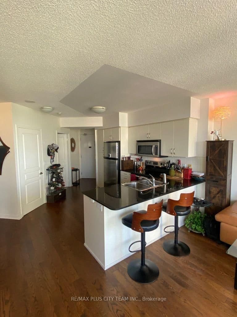 15 Legion Road, Unit 1108 thumbnail 5