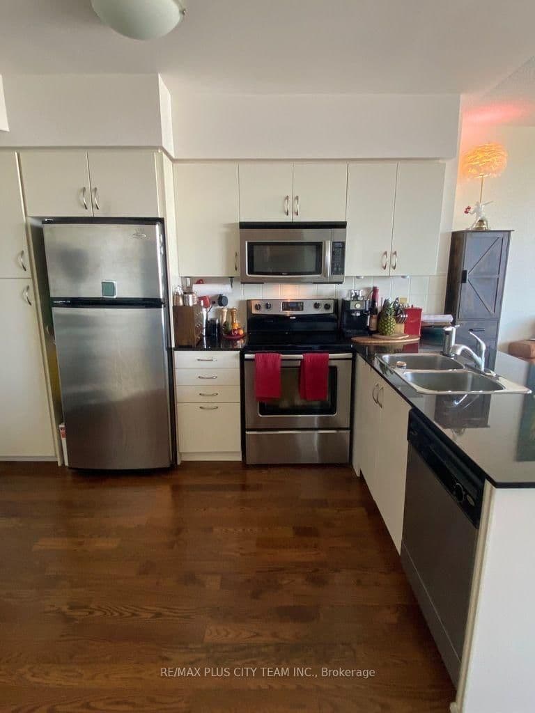 15 Legion Road, Unit 1108 thumbnail 6