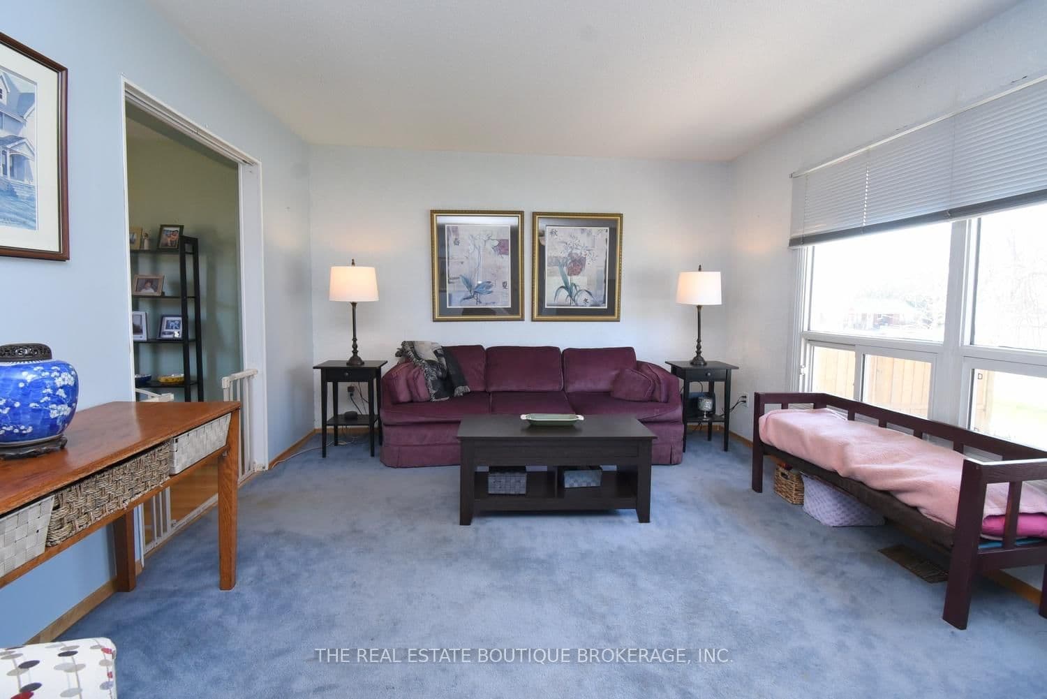 1345 Colonsay Drive thumbnail 6