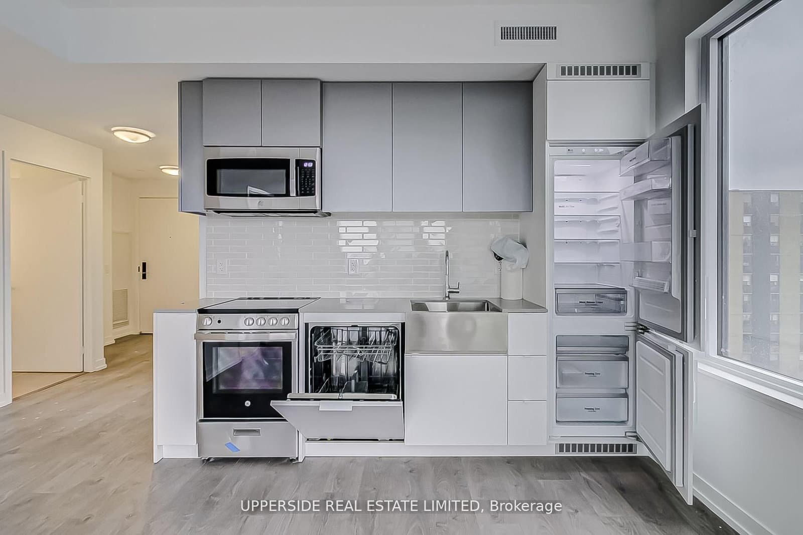 270 Dufferin Street, Unit 401 thumbnail 2