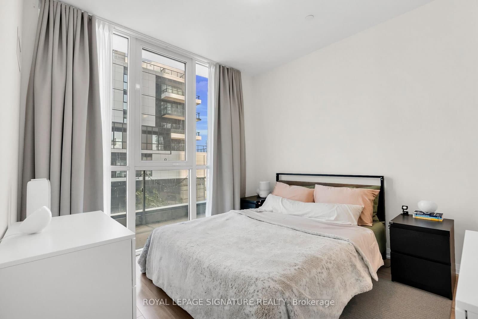 35 Watergarden Drive, Unit 218 thumbnail 13