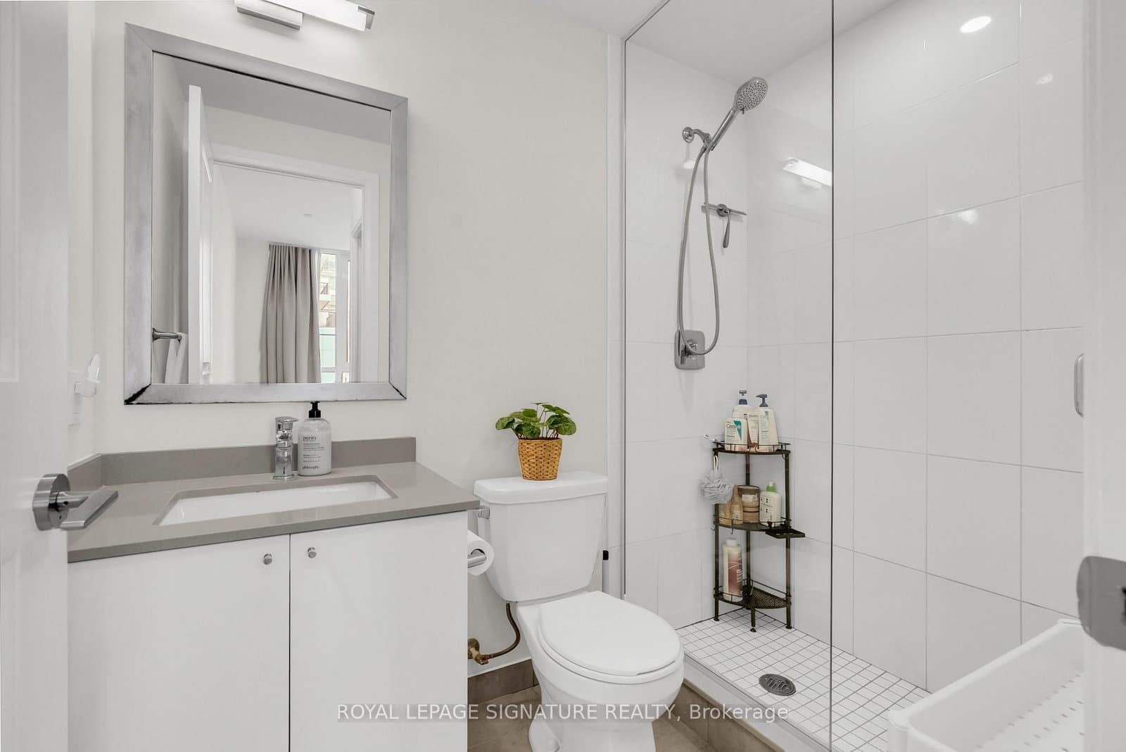 35 Watergarden Drive, Unit 218 thumbnail 17