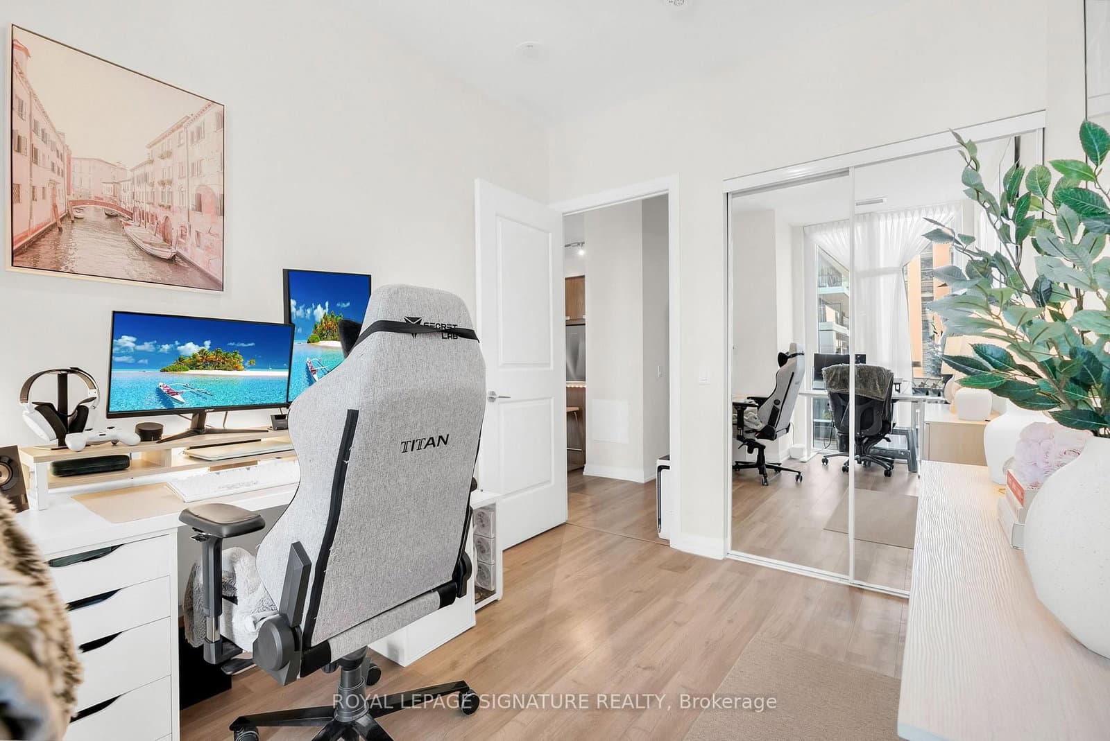 35 Watergarden Drive, Unit 218 thumbnail 19