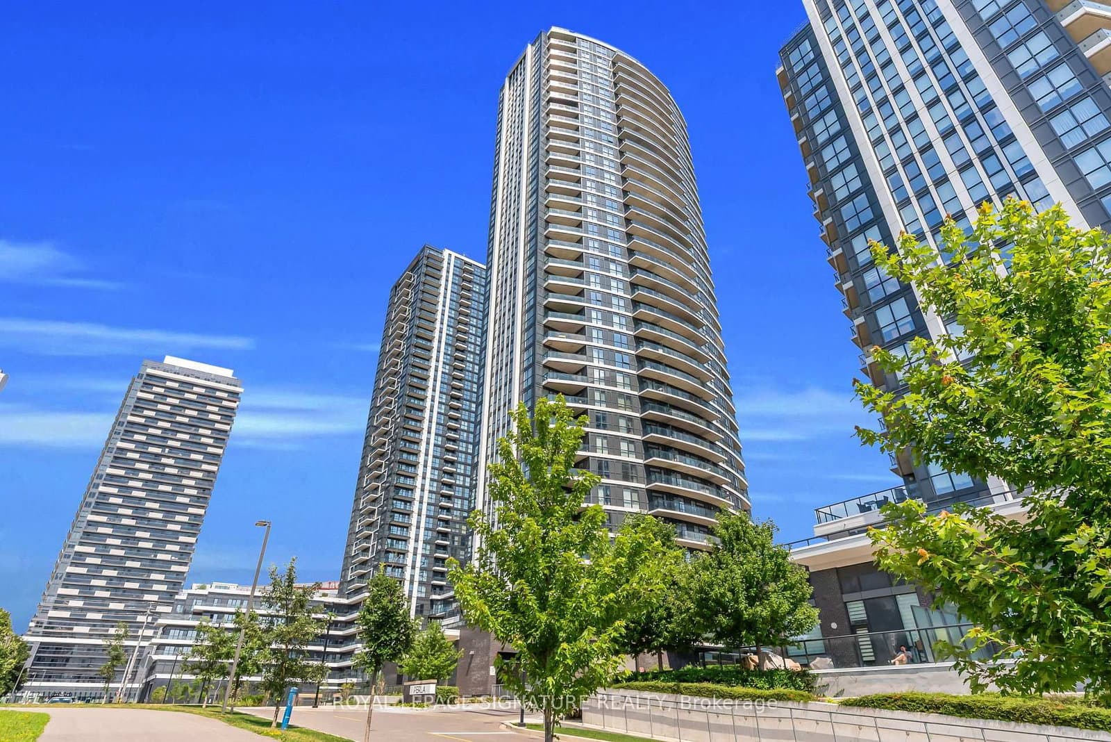 35 Watergarden Drive, Unit 218 thumbnail 2