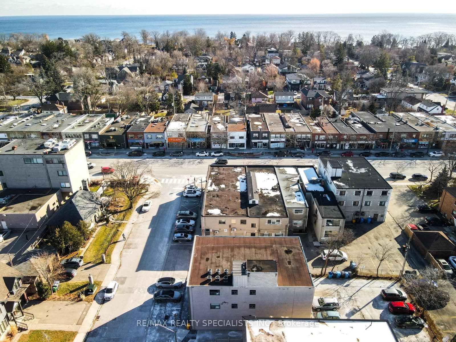 6 Brant Avenue thumbnail 41