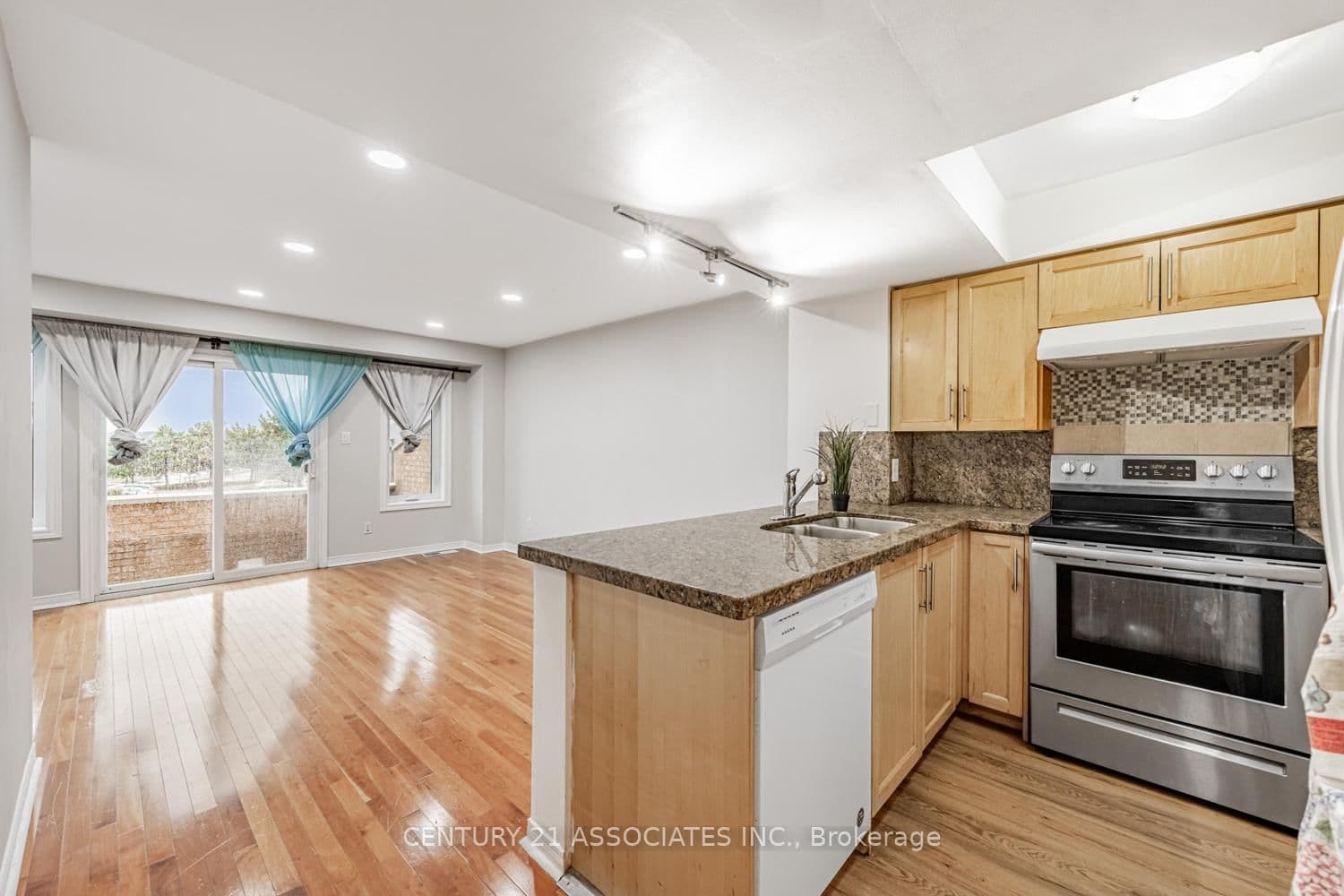 60 Barondale Drive, Unit 256 thumbnail 13